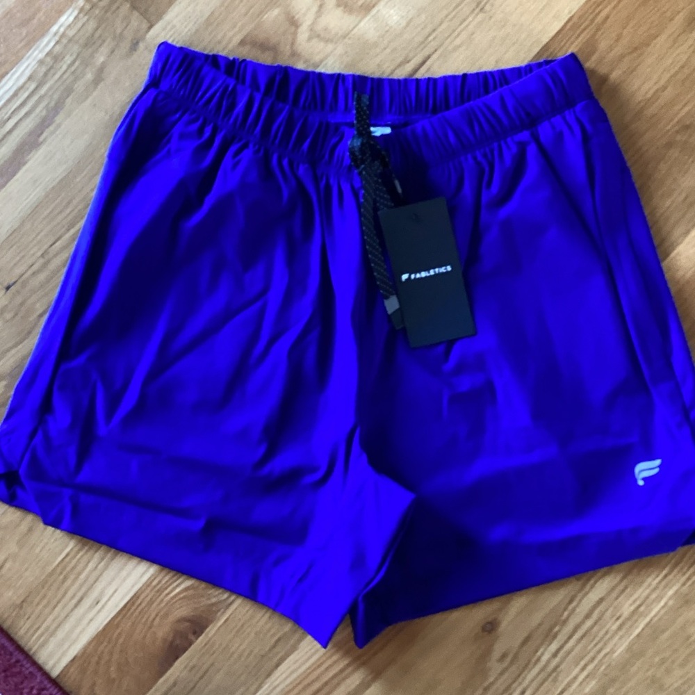 Fabletics Mens One Short 5” size Small